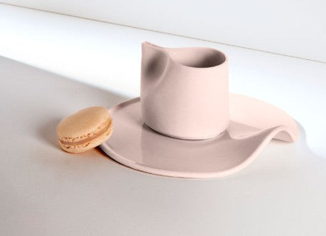 Curved Coffee / Espresso Cup With Saucer