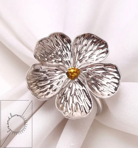 Flower Design Napkin Ring