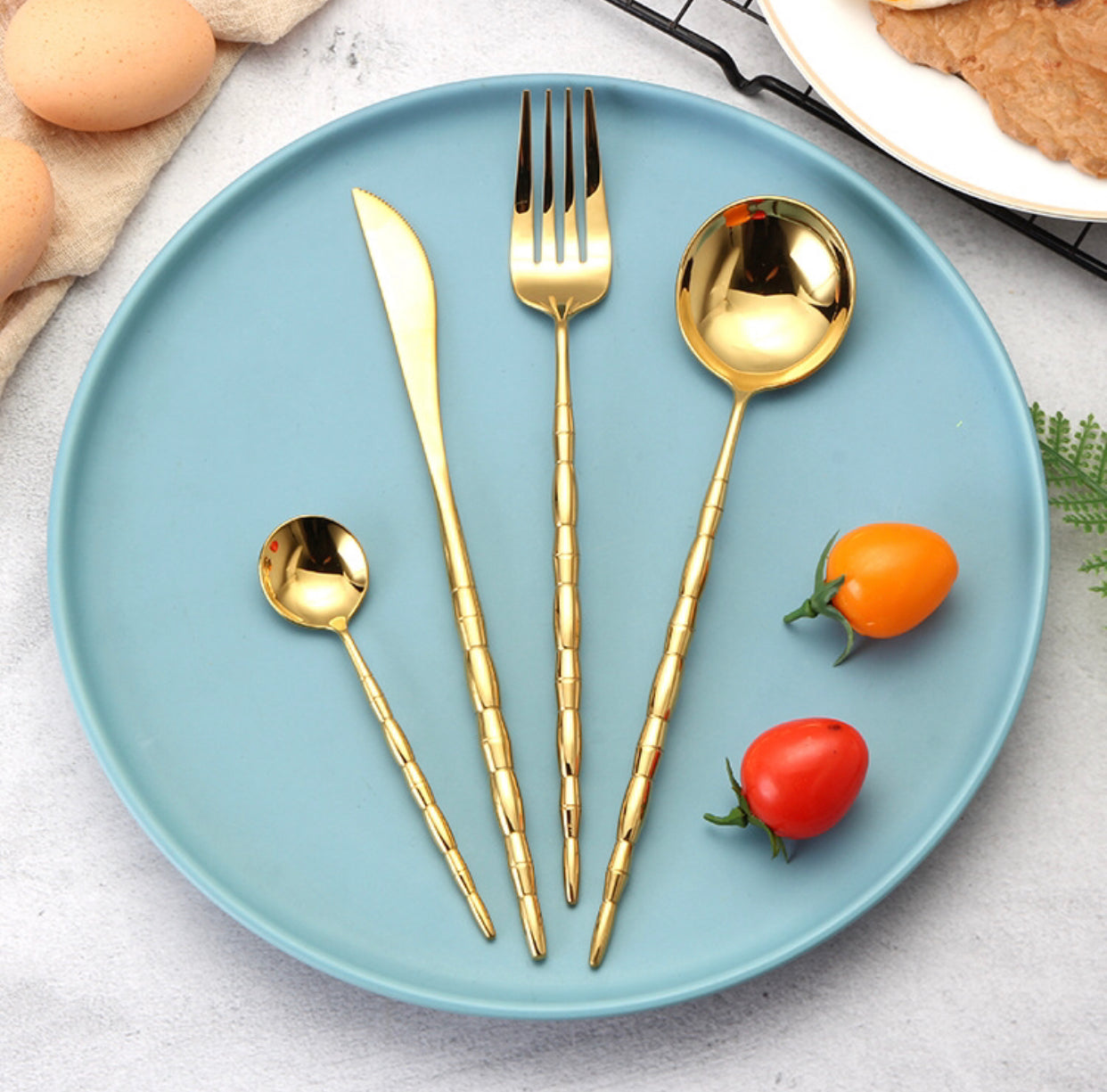 Gold Sophisticated Handle 4 Pieces Set Cutlery